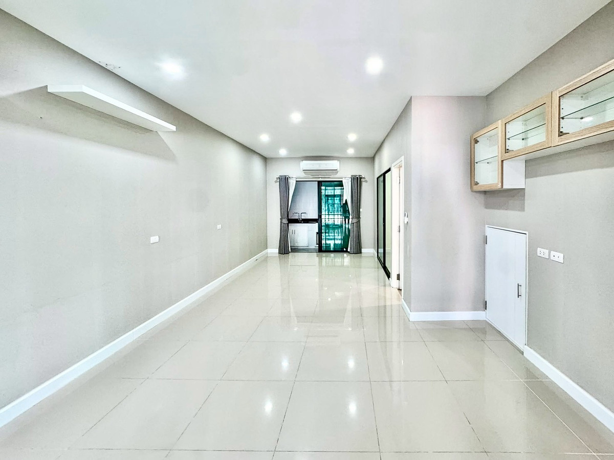 For SaleTownhomeNawamin, Ramindra : 3-story townhome for sale, PATIO Watcharapol - Ramindra, Modern Iconic Style, area 19.3 square meters, 4 bedrooms, Watcharapol Road, Tha Raeng Subdistrict, Bang Khen District, Bangkok