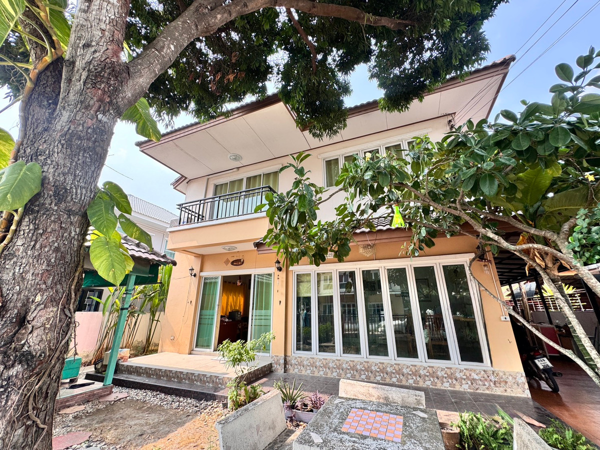 For SaleHousePattaya, Bangsaen, Chonburi : Village At Home Sriracha / 4 bedrooms (for sale), Moo Baan At Home Sriracha / 4 Bedrooms (FOR SALE) YEAN086