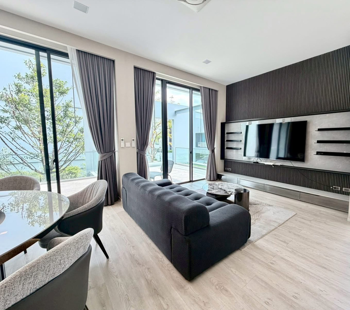 For RentHousePattanakan, Srinakarin : ✨🎉 [𝐅𝐎𝐑 𝐑𝐄𝐍𝐓] 3-story detached house | VIVE Krungthep Kreetha 2 With private elevator Next to Wellington International School!