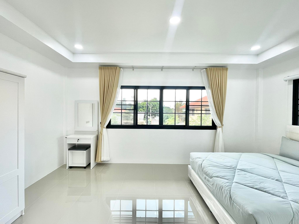 For SaleTownhomePattaya, Bangsaen, Chonburi : Country Club / 3 Bedrooms (For Sale), Country Club / 3 Bedrooms (FOR SALE) BEWN052