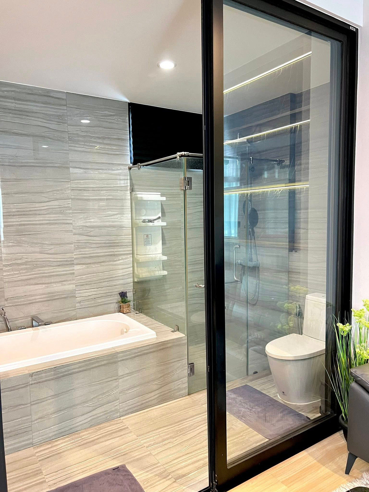 For RentTownhomePattanakan, Srinakarin : Nirvana Define Srinakarin - Rama 9 / 3 Bedrooms (FOR RENT) BZD124