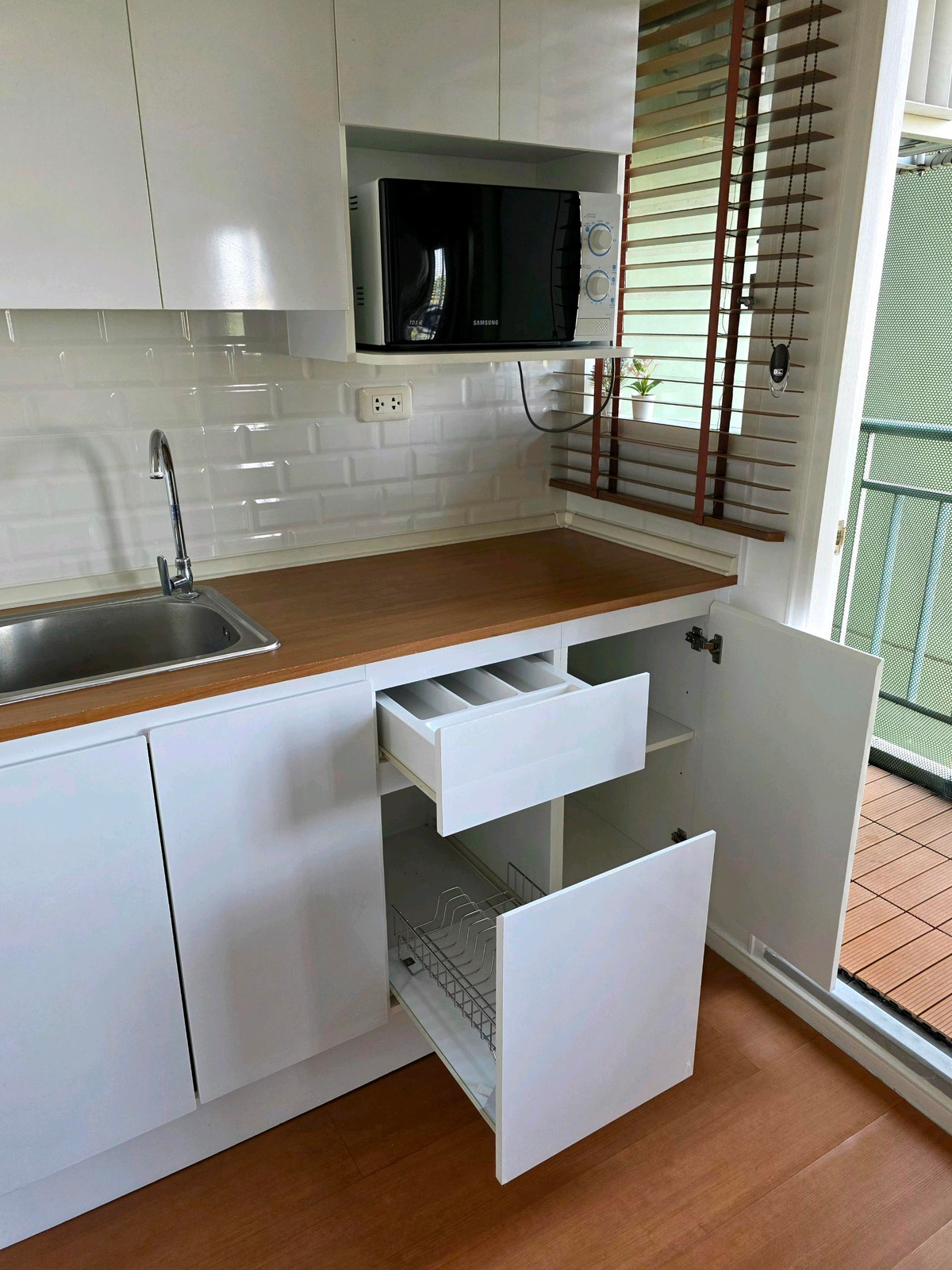 For RentCondoLadkrabang, Suwannaphum Airport : 🚩For Rent : Lumpini Condo Town Rom Klao-Suvarnabhumi / 2bed, 2bath / 55 Sqm.