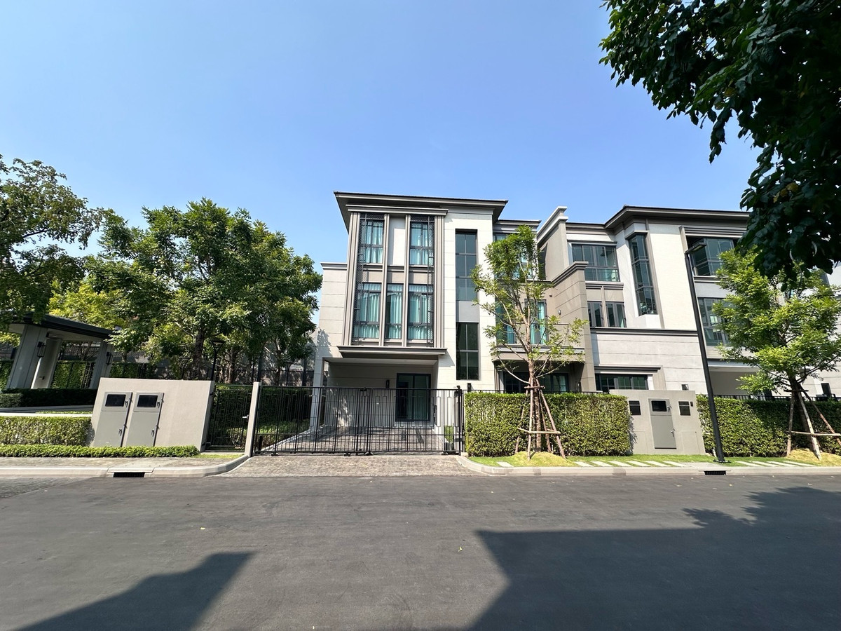 ขายโชคชัย4 ลาดพร้าว71 : 📍 Rare Location ใจกลางรัชดา ที่แทบไม่มีบ้านใหม่เหลือแล้ว Call 0828839995 คุณอ้อม