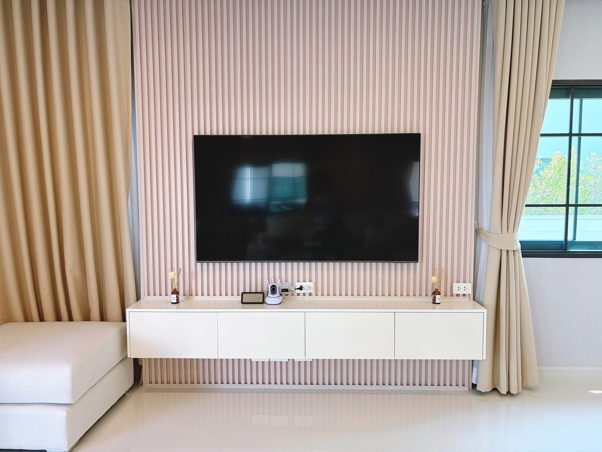 For RentHouseBangna, Bearing, Lasalle : ✨🏡 English style detached house, Centro Bangna (Phase 2), large house at the beginning of the alley. Never rented out