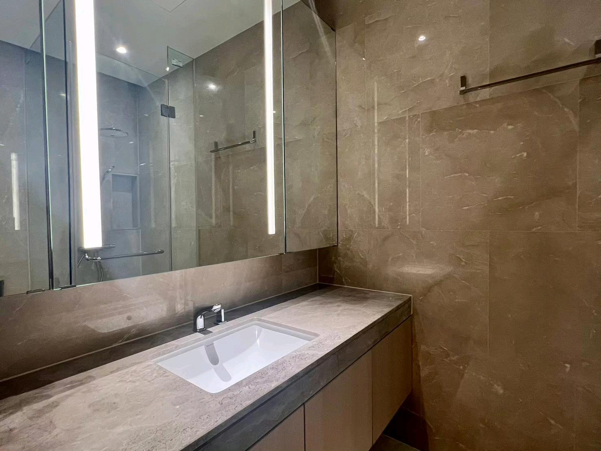 For RentCondoWongwianyai, Charoennakor : 📌For RENT | Magnolias Waterfront Residences  - 1BR (60 sqm) 70,000 THB