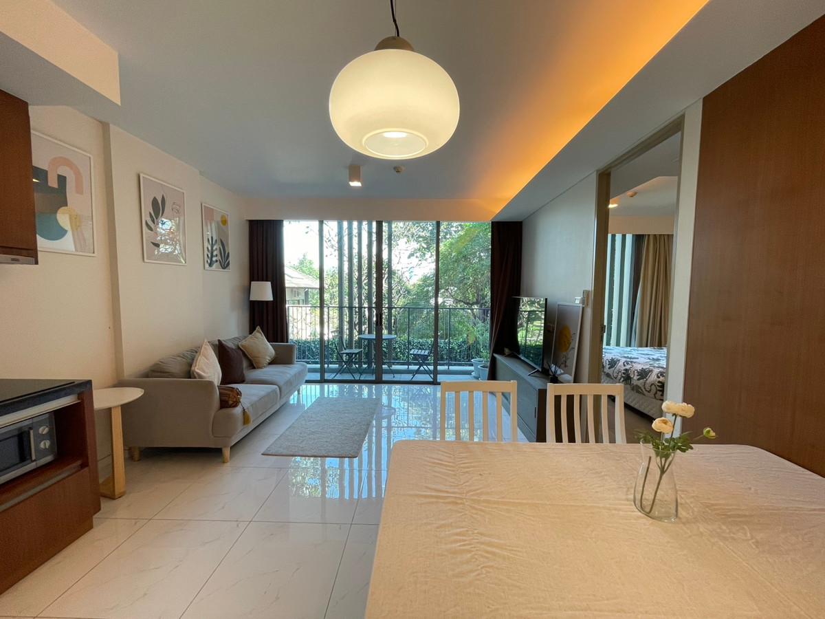For SaleCondoSukhumvit, Asoke, Thonglor : For sale siamese 39 conner unit 2 bedroom east facing with balcony price 7.5 mb only