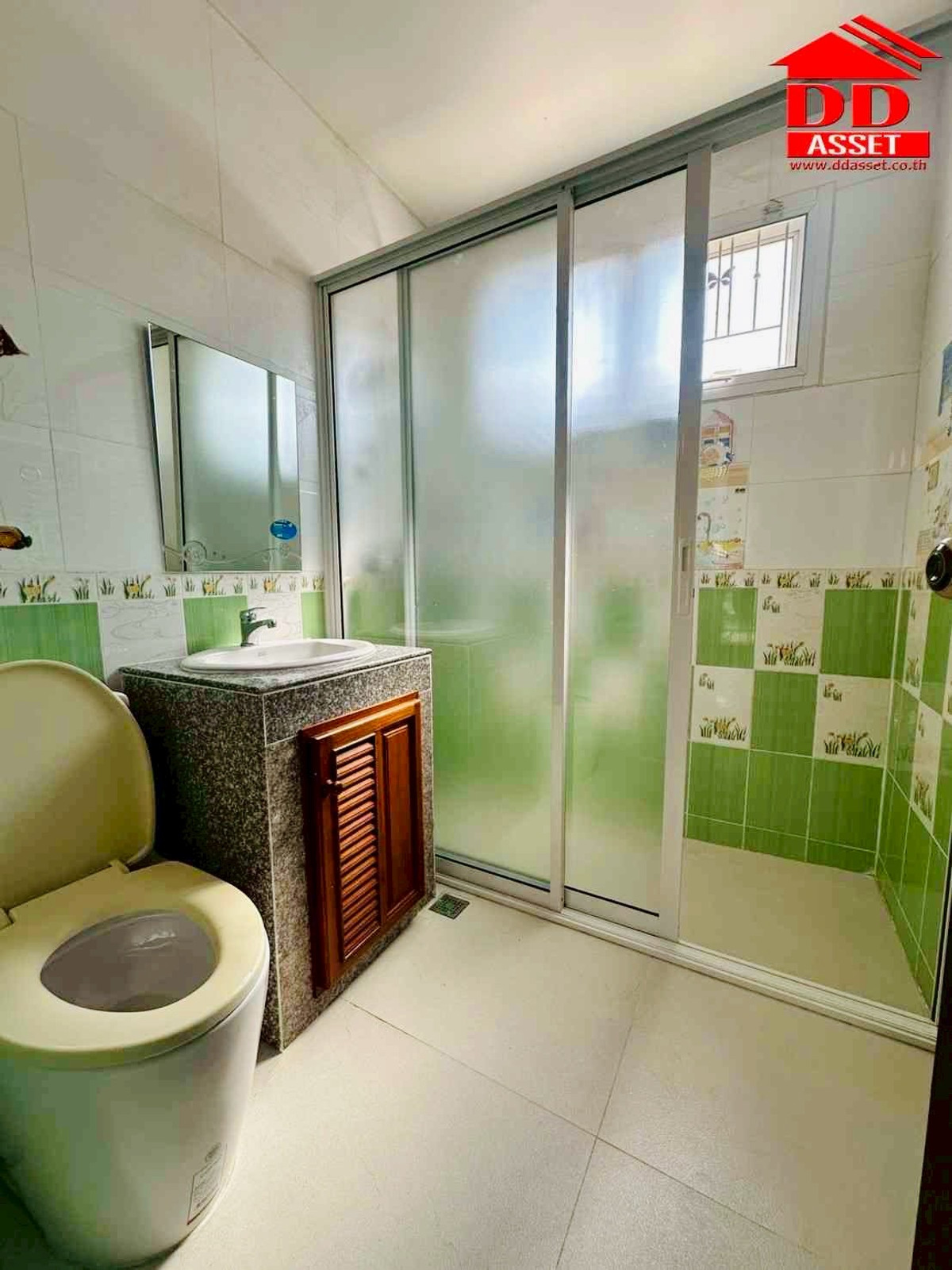 ขายบ้านนวมินทร์ รามอินทรา : ขายบ้านเดี่ยว หมู่บ้านชลลดา สายไหม 34 (Chonlada Saimai 34) ใกล้สถานีรถไฟฟ้าสายสีเขียว  รหัส : H8168