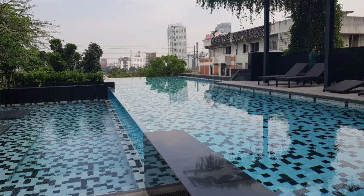 For SaleCondoRama9, Petchburi, RCA : ✨ For Sale: Circle Living Prototype Condo ✨ 💰 Only 11,800,000 THB