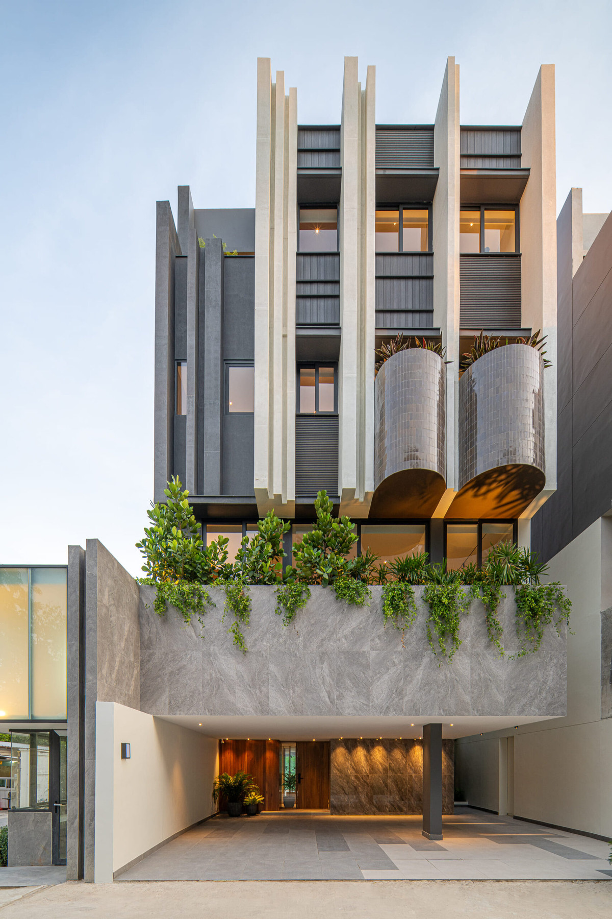 For SaleHouseOnnut, Udomsuk : Baan Puripuri Sukhumvit 93 – 4-Bedroom Detached House in Prime Sukhumvit Location Please call: 082-894-4624