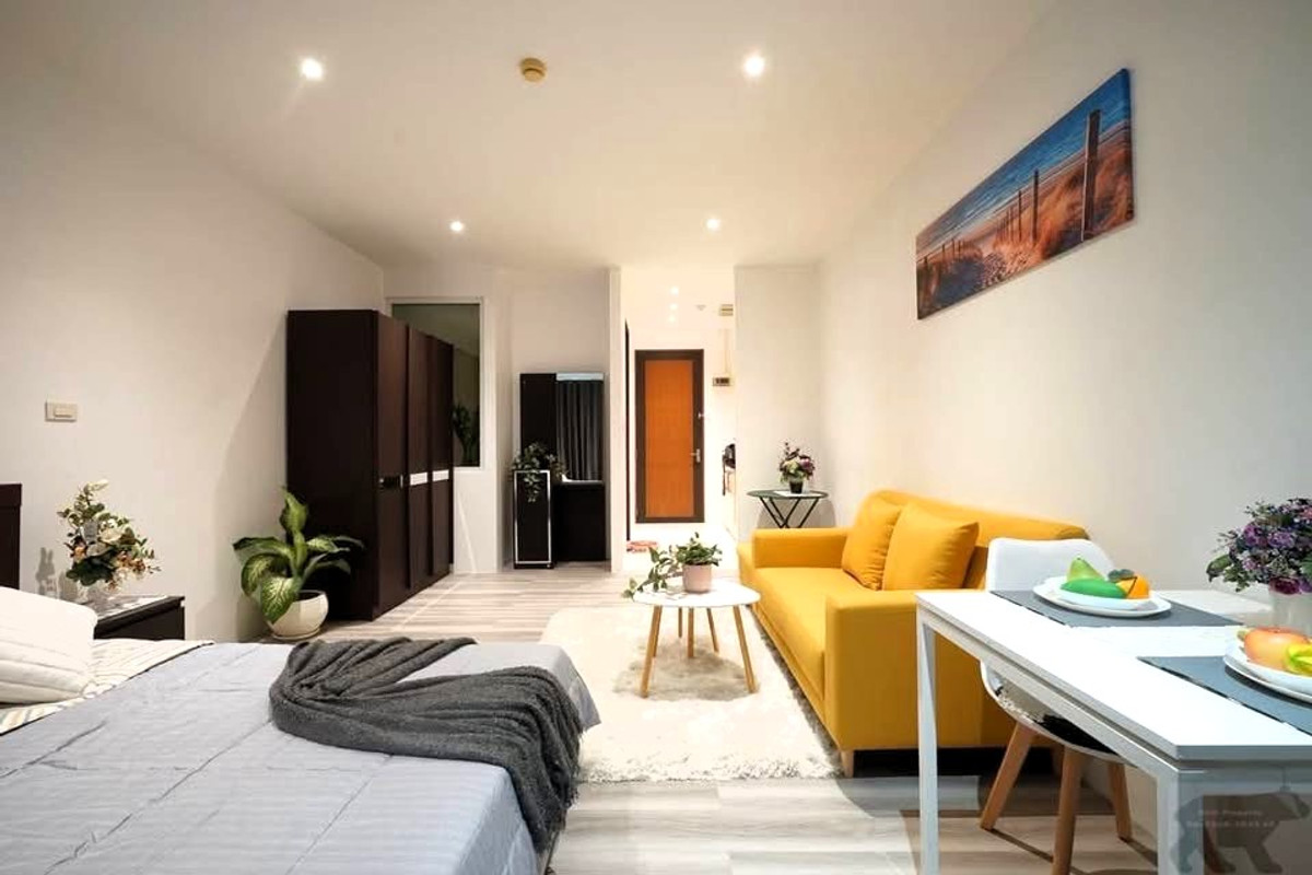 For SaleCondoPattaya, Bangsaen, Chonburi : Good location, resort feel, near the sea 🔥 Diamond Suites Resort Condominium / Studio (FOR SALE), Diamond Suites Resort Condominium / Studio (For Sale) AM027