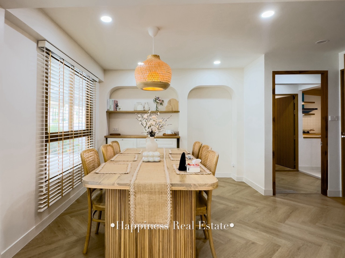 ขายบ้านลาดพร้าว เซ็นทรัลลาดพร้าว : 𝑯𝒐𝒎𝒆 𝑺𝒘𝒆𝒆𝒕 𝑯𝒐𝒎𝒆𝒚 บ้านสไตล์มินิมอลอบอุ่น ใกล้รถไฟฟ้า เฟอร์นิเจอร์ครบ พร้อมเข้าอยู่ได้เลย! 