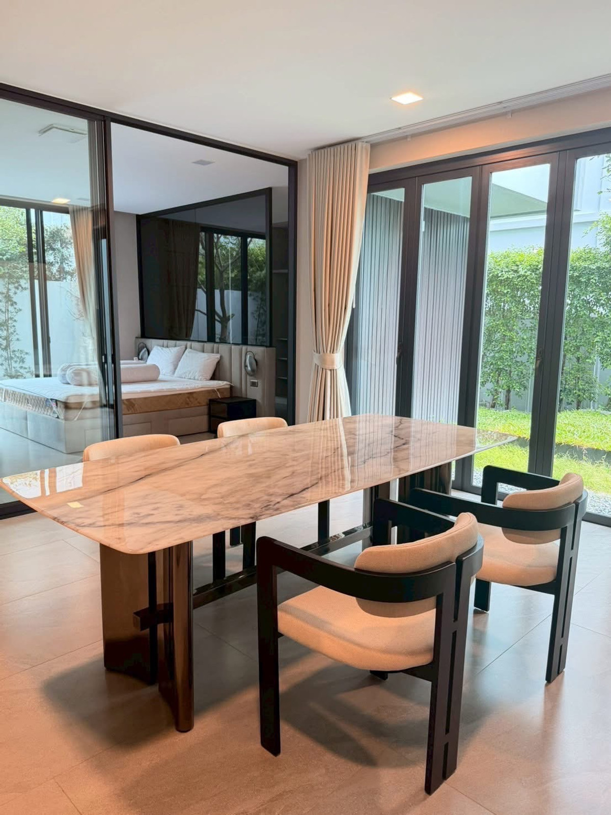For RentHousePattanakan, Srinakarin : ✨🎉 [𝐅𝐎𝐑 𝐑𝐄𝐍𝐓] 3-story detached house | VIVE Krungthep Kreetha 2 With private elevator Next to Wellington International School!