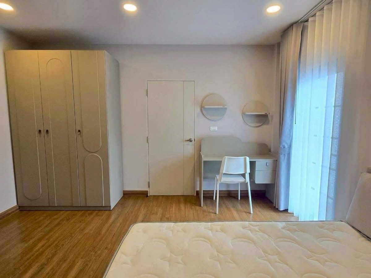 HouseBangna, Bearing, Lasalle : ✨[For Rent& Sale] Single house, corner plot, Centro Bangna 2, good location near Mega Bangna. Ready to move in immediately! 🏡