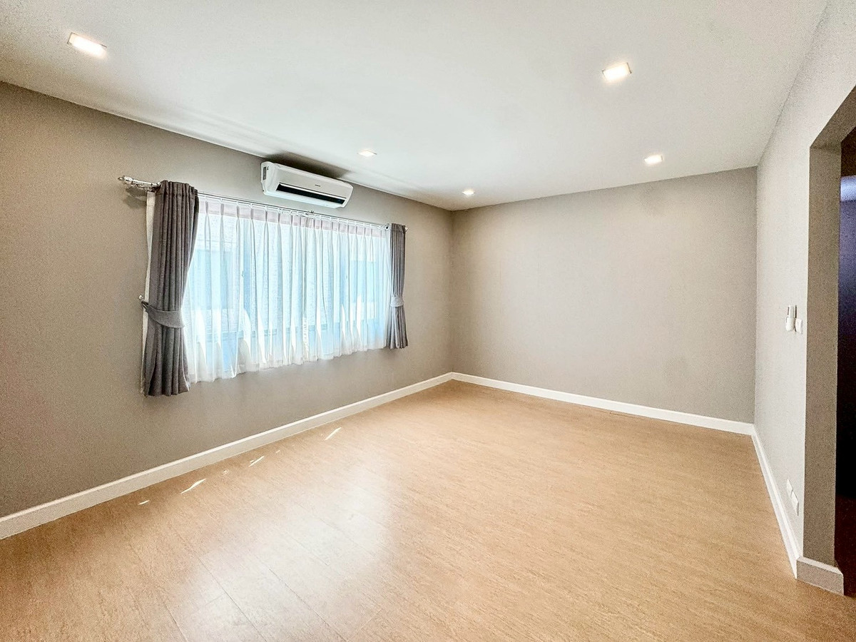 For SaleTownhomeNawamin, Ramindra : 3-story townhome for sale, PATIO Watcharapol - Ramindra, Modern Iconic Style, area 19.3 square meters, 4 bedrooms, Watcharapol Road, Tha Raeng Subdistrict, Bang Khen District, Bangkok