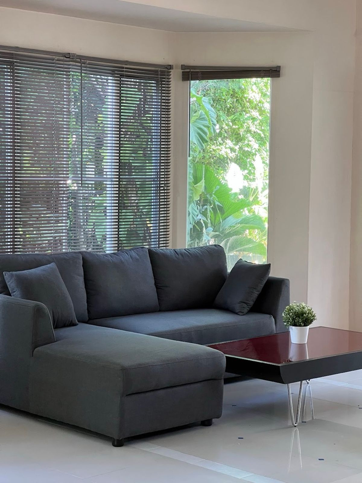 For RentHouseNonthaburi, Bang Yai, Bangbuathong : Single house, 5 minutes to Central Westgate, fully furnished, 3 bedrooms, 3 bathrooms.