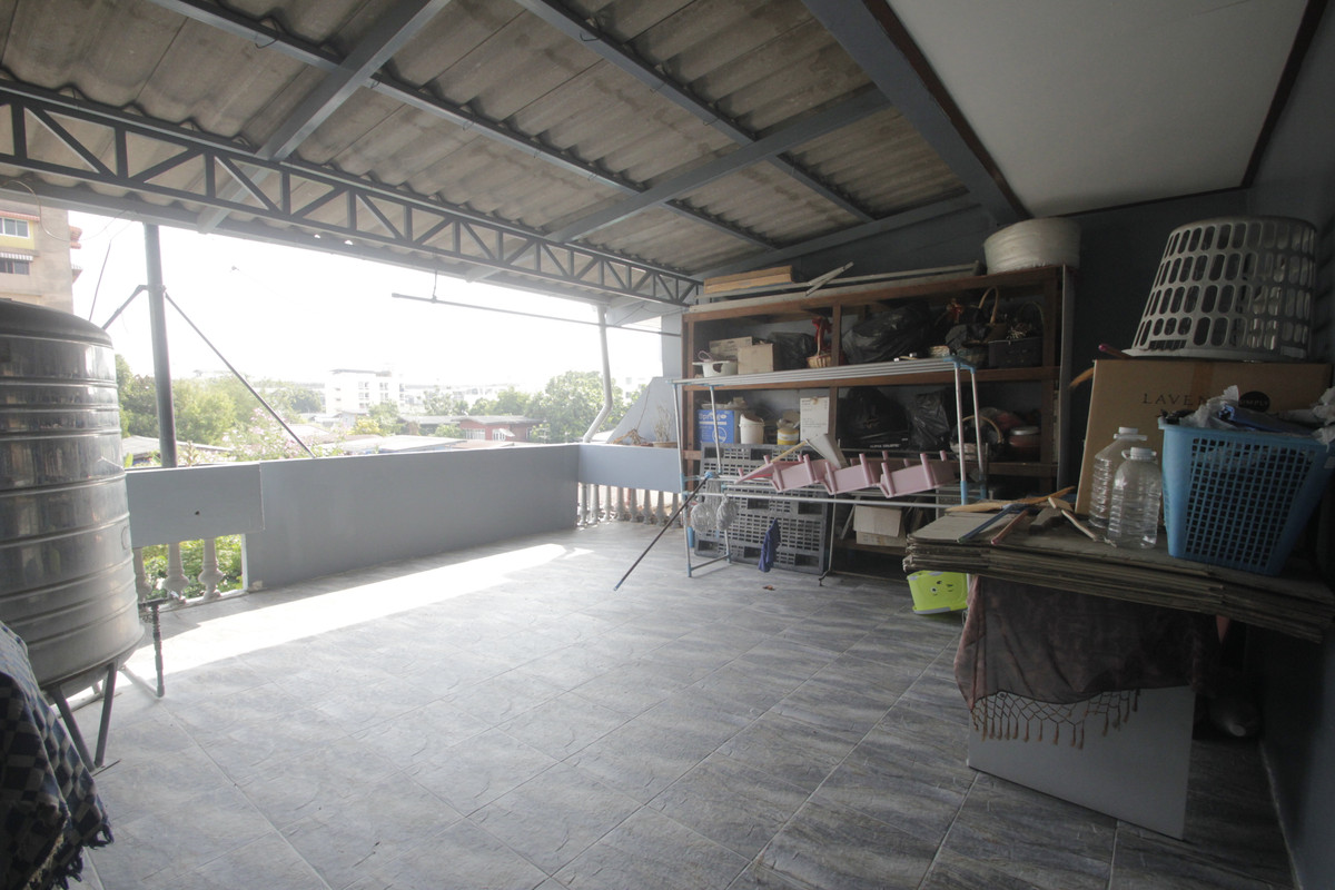 ขายทาวน์โฮมปิ่นเกล้า จรัญสนิทวงศ์ : ทาวน์เฮ้าส์จรัญสนิทวงศ์5 หมู่บ้านพาราไดซ์วิลล่า ใกล้รถไฟฟ้าท่าพระ BTSจรัญ13 เดอะมอลล์ท่าพระ บ้านพร้อมอยู่ ตกแต่งแล้ว 3ชั้น 27วา เฟอร์บิวท์อิน เดินทางสะดวก ราคาเจรจาได้