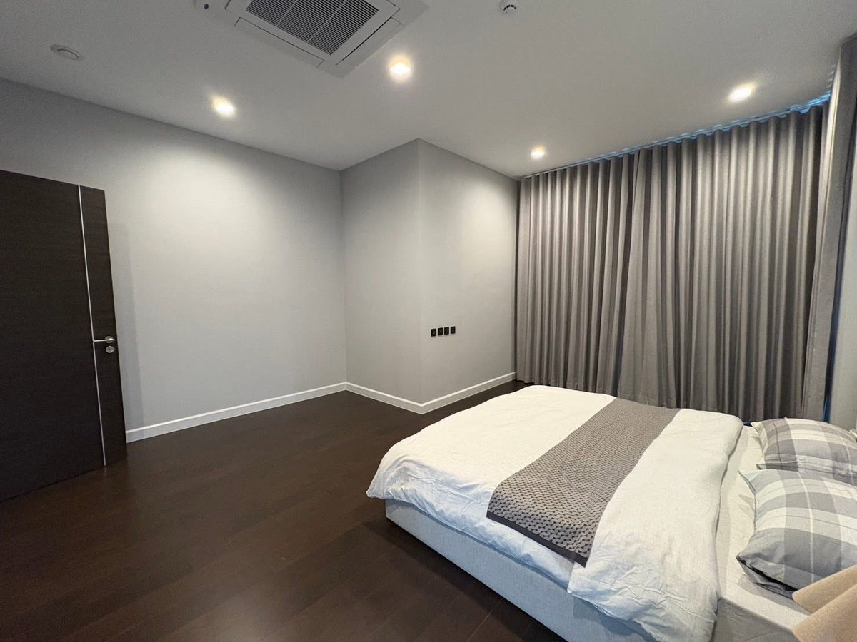 For RentHousePattanakan, Srinakarin : ✨ [For Rent] Experience luxury living in a location that is most easily connected to the city center - Phattanakan32