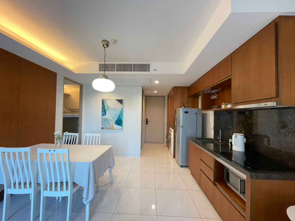 For SaleCondoSukhumvit, Asoke, Thonglor : For sale siamese 39 conner unit 2 bedroom east facing with balcony price 7.5 mb only