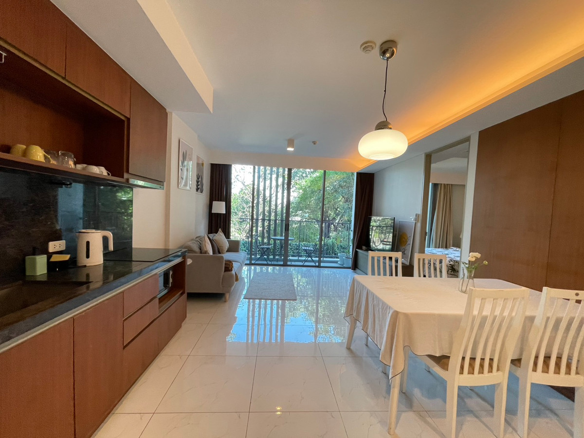 For SaleCondoSukhumvit, Asoke, Thonglor : For sale siamese 39 conner unit 2 bedroom east facing with balcony price 7.5 mb only