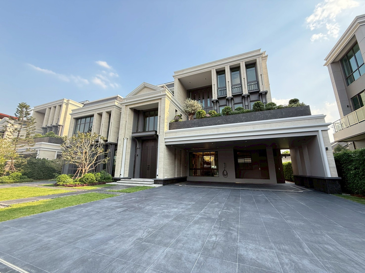 For SaleHousePattanakan, Srinakarin : CONNOISSEUR Phatthanakan – Ultra-Luxury Detached House Please call: 082-894-4624