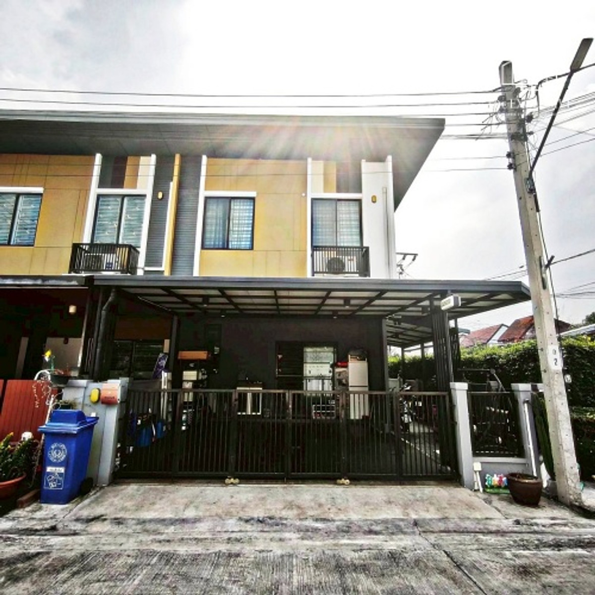 For SaleTownhomeNonthaburi, Bang Yai, Bangbuathong : 2-story townhome for sale, Phattharawan Village, Bang Bua Thong, decorated and ready to move in (corner house)