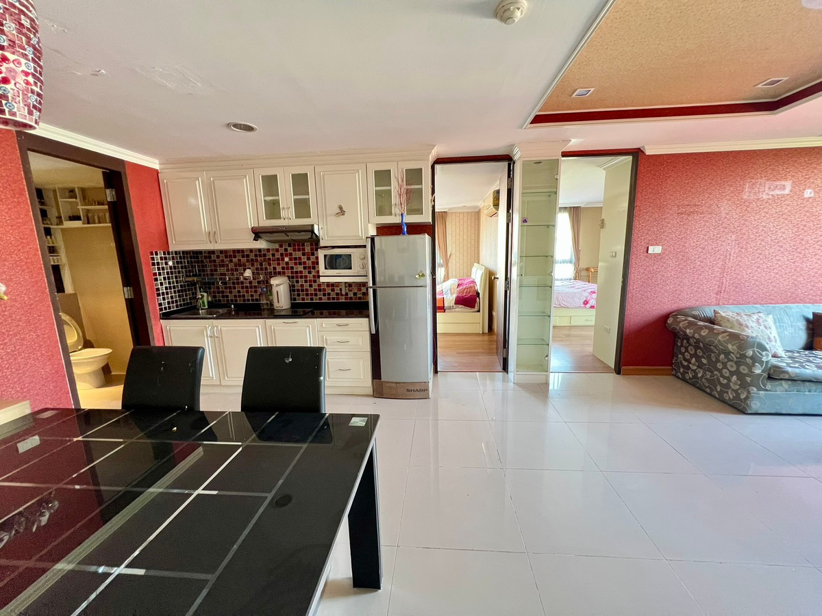For SaleCondoRatchadapisek, Huaikwang, Suttisan : Cheapest sale in the building! Condo 77.7 sq m., corner room, 2 bedrooms, 2 bathrooms, near MRT Lat Phrao, this price cant be found!!