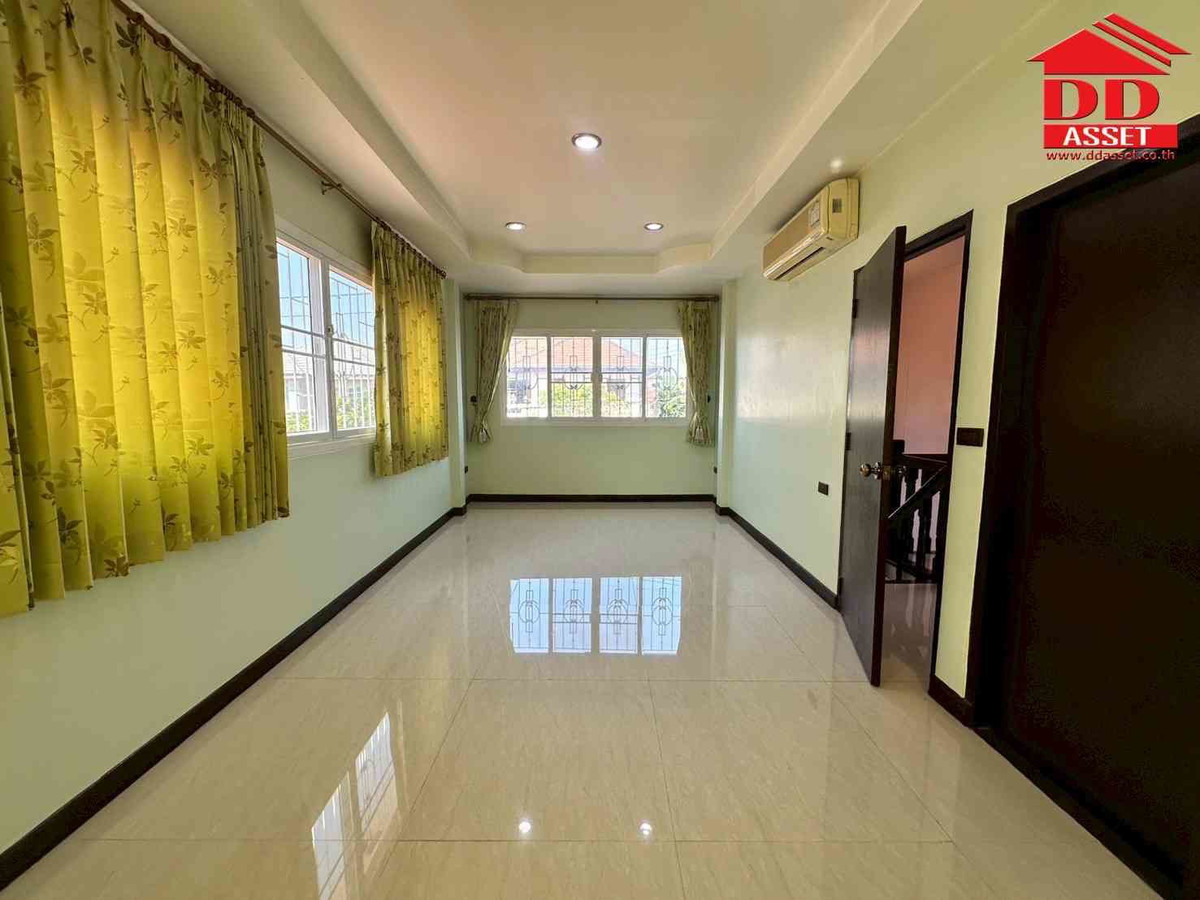 ขายบ้านนวมินทร์ รามอินทรา : ขายบ้านเดี่ยว หมู่บ้านชลลดา สายไหม 34 (Chonlada Saimai 34) ใกล้สถานีรถไฟฟ้าสายสีเขียว  รหัส : H8168