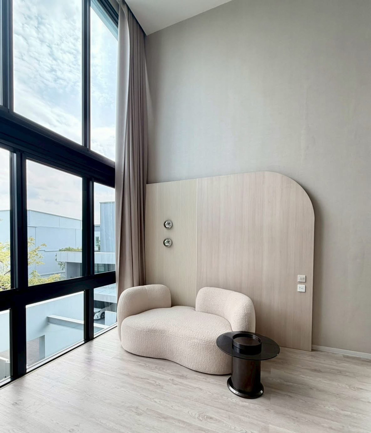 For RentHousePattanakan, Srinakarin : ✨🎉 [𝐅𝐎𝐑 𝐑𝐄𝐍𝐓] 3-story detached house | VIVE Krungthep Kreetha 2 With private elevator Next to Wellington International School!