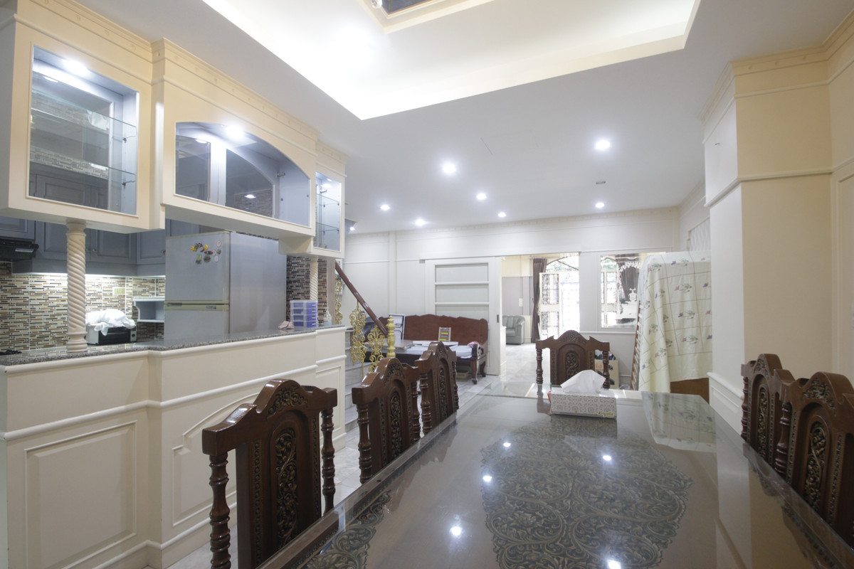 ขายทาวน์โฮมปิ่นเกล้า จรัญสนิทวงศ์ : ทาวน์เฮ้าส์จรัญสนิทวงศ์5 หมู่บ้านพาราไดซ์วิลล่า ใกล้รถไฟฟ้าท่าพระ BTSจรัญ13 เดอะมอลล์ท่าพระ บ้านพร้อมอยู่ ตกแต่งแล้ว 3ชั้น 27วา เฟอร์บิวท์อิน เดินทางสะดวก ราคาเจรจาได้