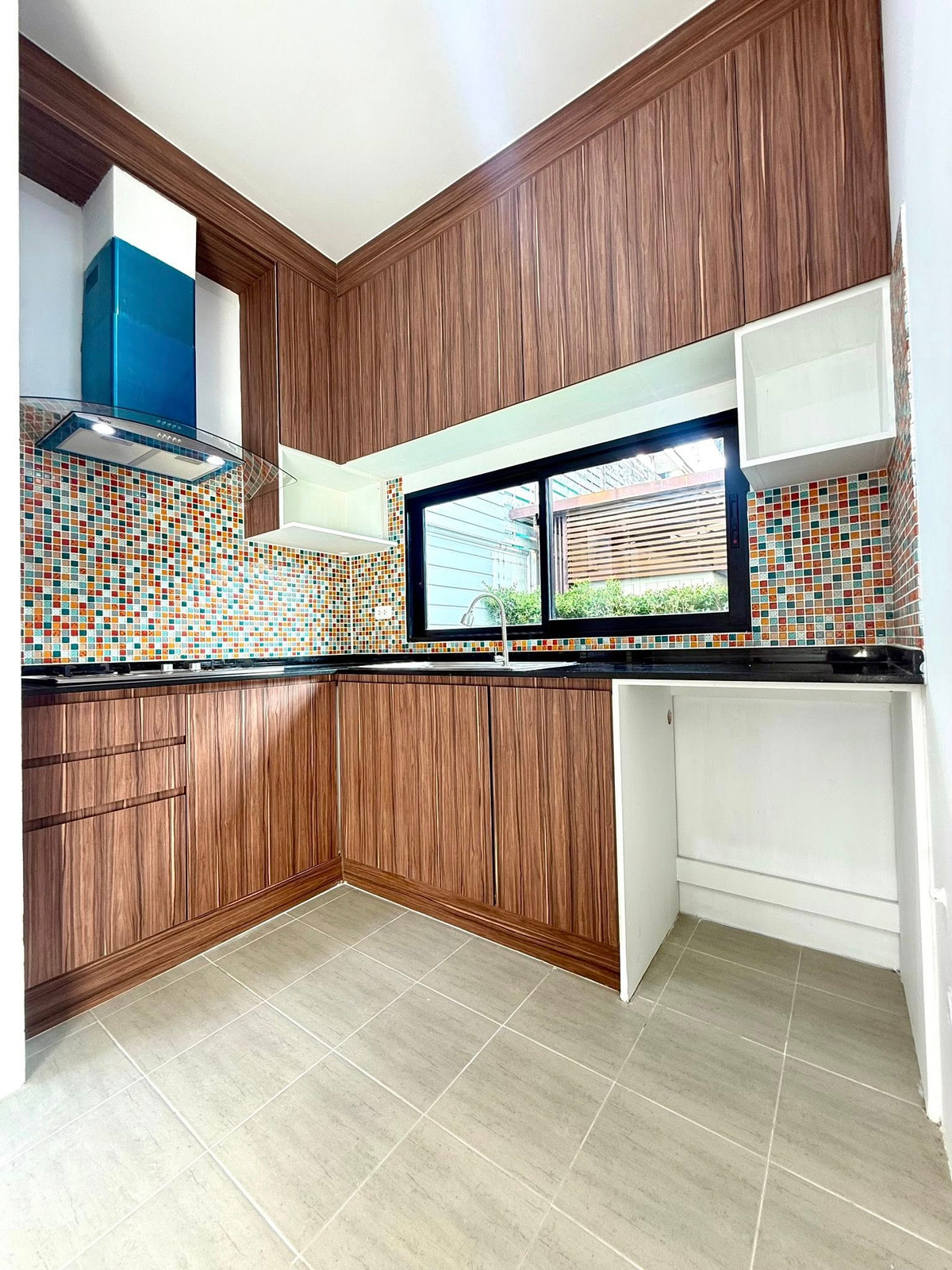 For SaleHousePhutthamonthon, Salaya : Zerene Petchkasem - Phutthamonthon Sai 3 / 4 Bedrooms (FOR SALE) BALL247