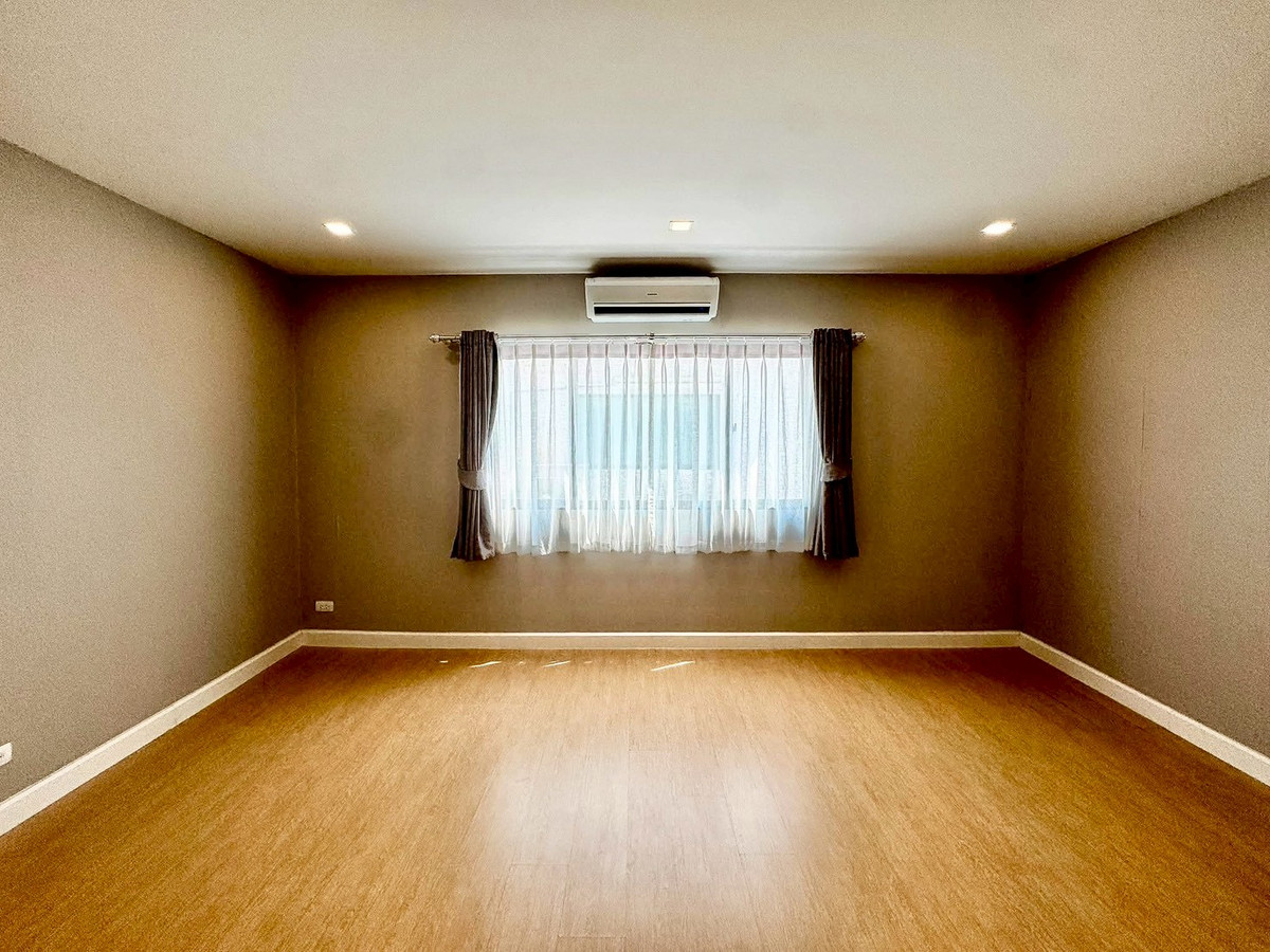 For SaleTownhomeNawamin, Ramindra : 3-story townhome for sale, PATIO Watcharapol - Ramindra, Modern Iconic Style, area 19.3 square meters, 4 bedrooms, Watcharapol Road, Tha Raeng Subdistrict, Bang Khen District, Bangkok