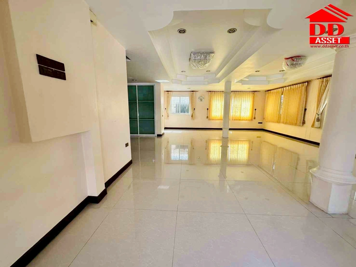 ขายบ้านนวมินทร์ รามอินทรา : ขายบ้านเดี่ยว หมู่บ้านชลลดา สายไหม 34 (Chonlada Saimai 34) ใกล้สถานีรถไฟฟ้าสายสีเขียว  รหัส : H8168