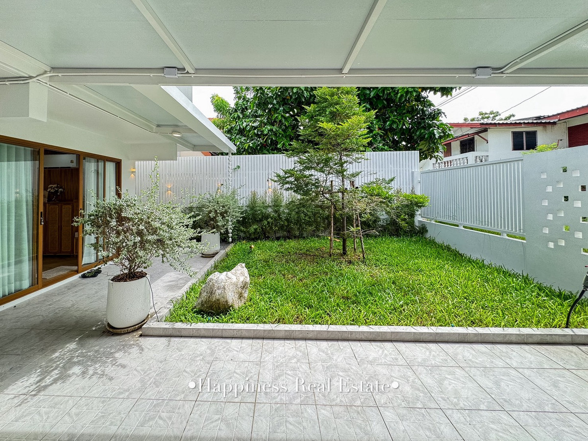 ขายบ้านลาดพร้าว เซ็นทรัลลาดพร้าว : 𝑯𝒐𝒎𝒆 𝑺𝒘𝒆𝒆𝒕 𝑯𝒐𝒎𝒆𝒚 บ้านสไตล์มินิมอลอบอุ่น ใกล้รถไฟฟ้า เฟอร์นิเจอร์ครบ พร้อมเข้าอยู่ได้เลย! 