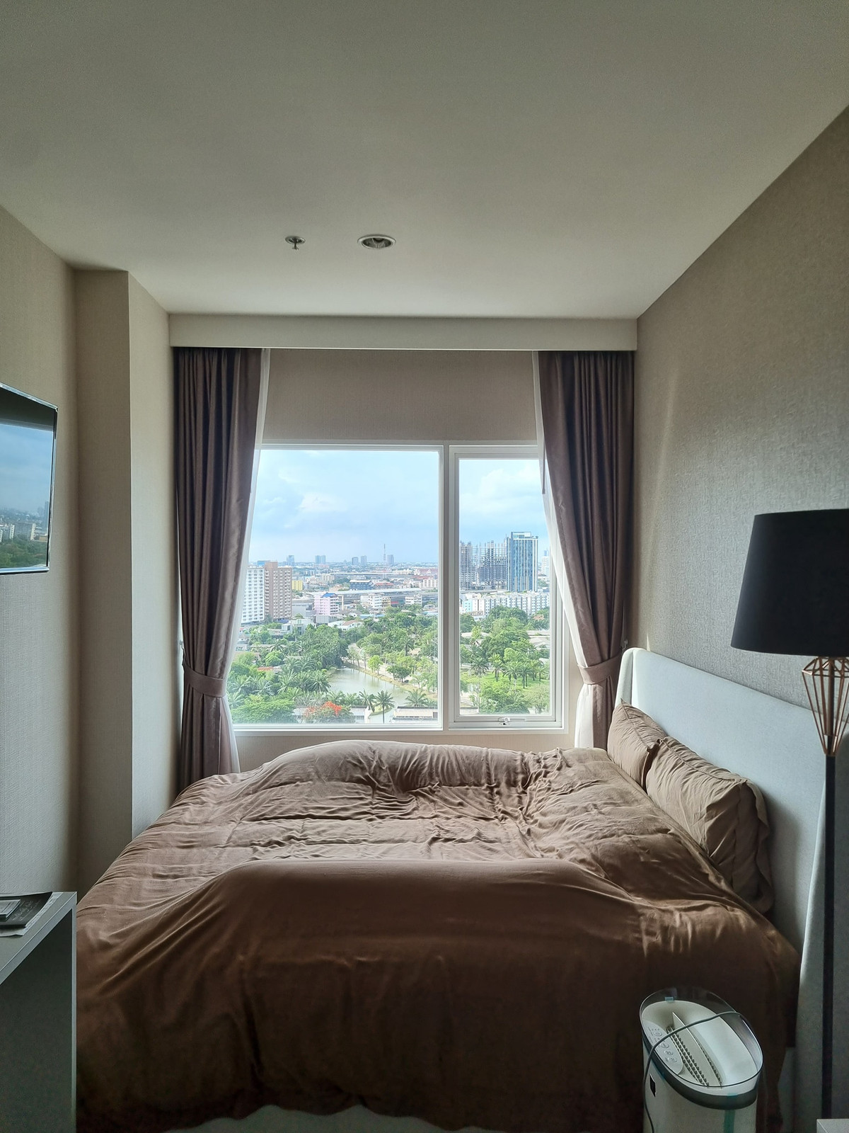 ขายคอนโดพระราม 5 ราชพฤกษ์ บางกรวย : 📌 ขายขาดทุน !! คอนโด 2 ห้องนอน 2 ห้องน้ำ ติด MRT ราคาพิเศษ 3.49 ล้าน เท่านั้น ชั้น 19 วิวสวย พร้อมอยู่ ขนาด 55.09 ตร.ม.✨🔥