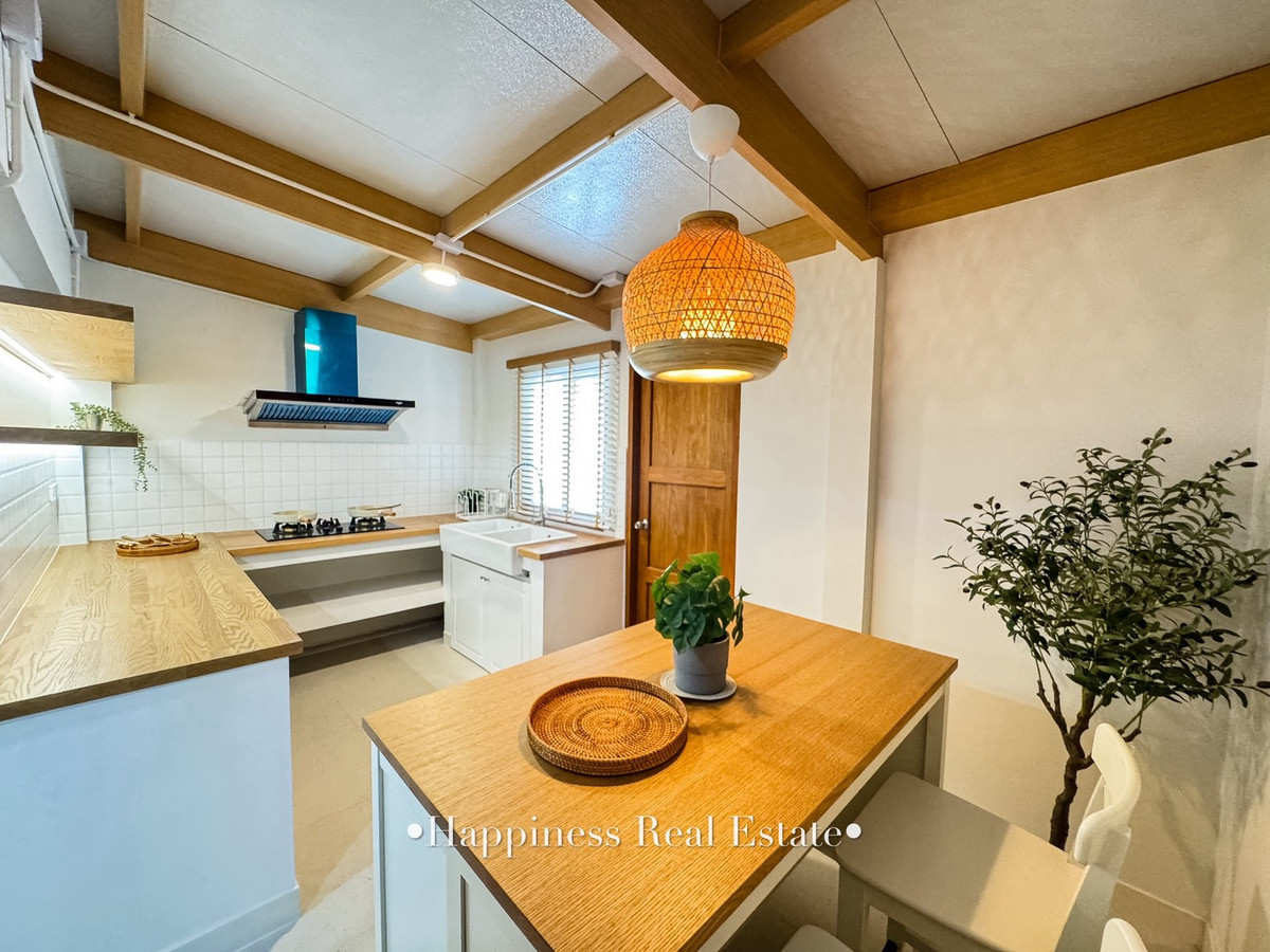 ขายบ้านลาดพร้าว เซ็นทรัลลาดพร้าว : 𝑯𝒐𝒎𝒆 𝑺𝒘𝒆𝒆𝒕 𝑯𝒐𝒎𝒆𝒚 บ้านสไตล์มินิมอลอบอุ่น ใกล้รถไฟฟ้า เฟอร์นิเจอร์ครบ พร้อมเข้าอยู่ได้เลย! 