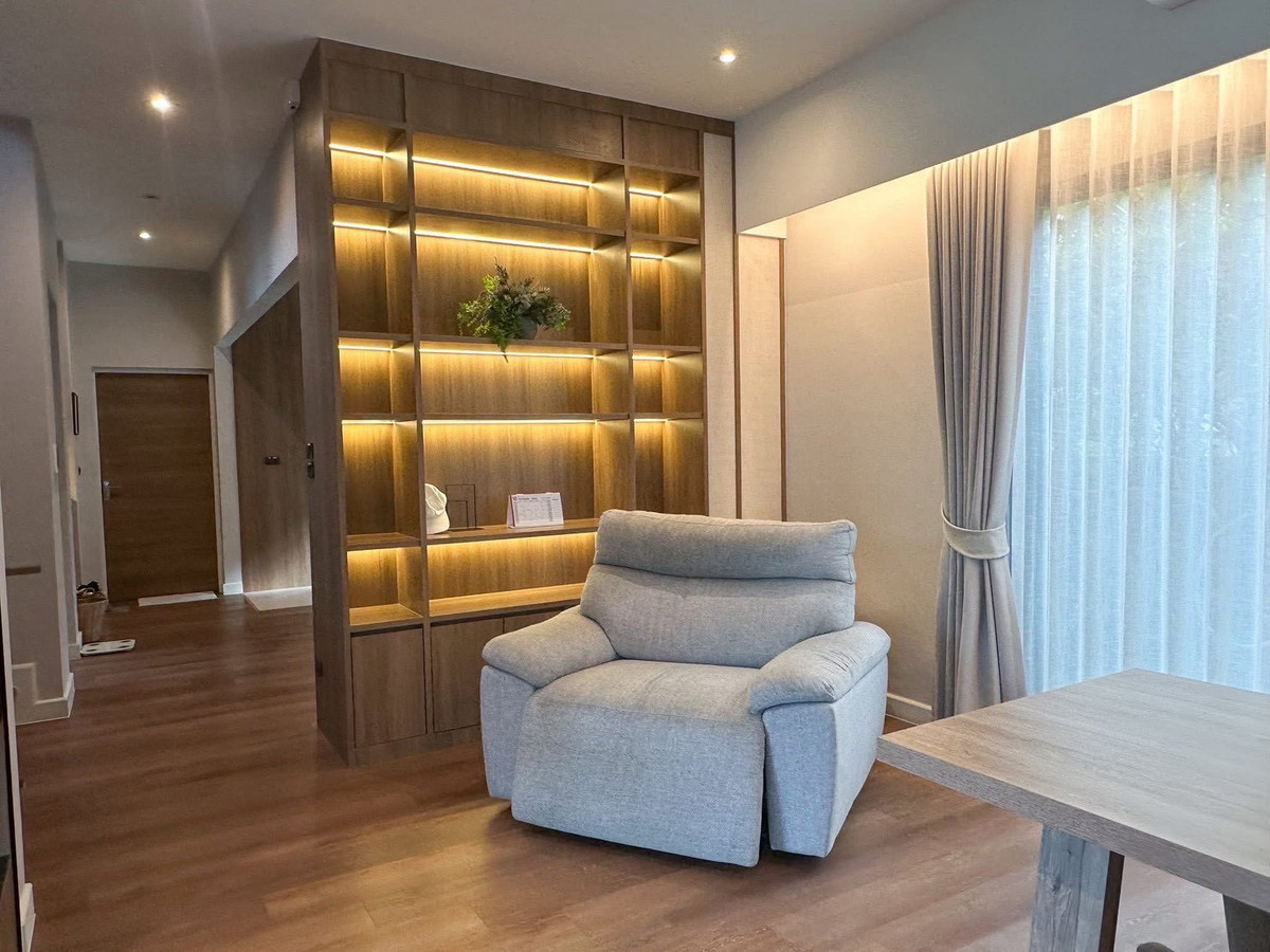 HouseRama5, Ratchapruek, Bangkruai : ✨🏡[For sale & rent] Large detached house, corner plot. Beautifully decorated in modern style. Convenient entry to the city, land area 100 sq m.