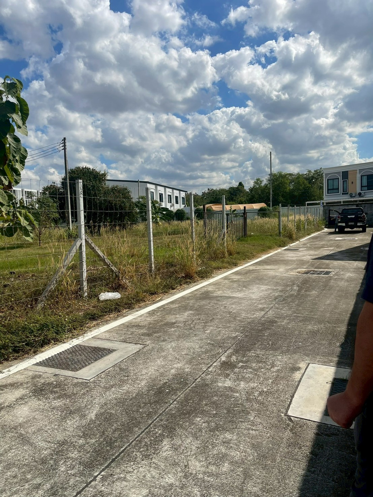 ขายที่ดินพัทยา บางแสน ชลบุรี สัตหีบ : ผืนใหญ่ เกือบ 1 ไร่ หลังวัดกระทิงลาย เงียบสงบ 🔥 ที่ดิน 379 ตร.วา กระทิงลาย / (ขาย), Land 379 sq.wah Krating Lai / (FOR SALE) BEWN039