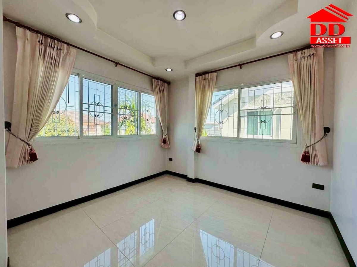 ขายบ้านนวมินทร์ รามอินทรา : ขายบ้านเดี่ยว หมู่บ้านชลลดา สายไหม 34 (Chonlada Saimai 34) ใกล้สถานีรถไฟฟ้าสายสีเขียว  รหัส : H8168