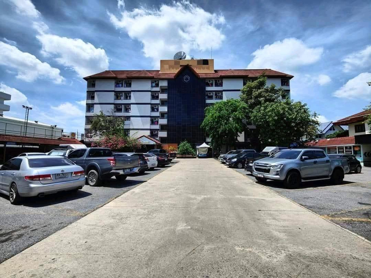 For SaleHotel&Apartment BusinessRatchadapisek, Huaikwang, Suttisan : Apartment business for sale in Ratchada area