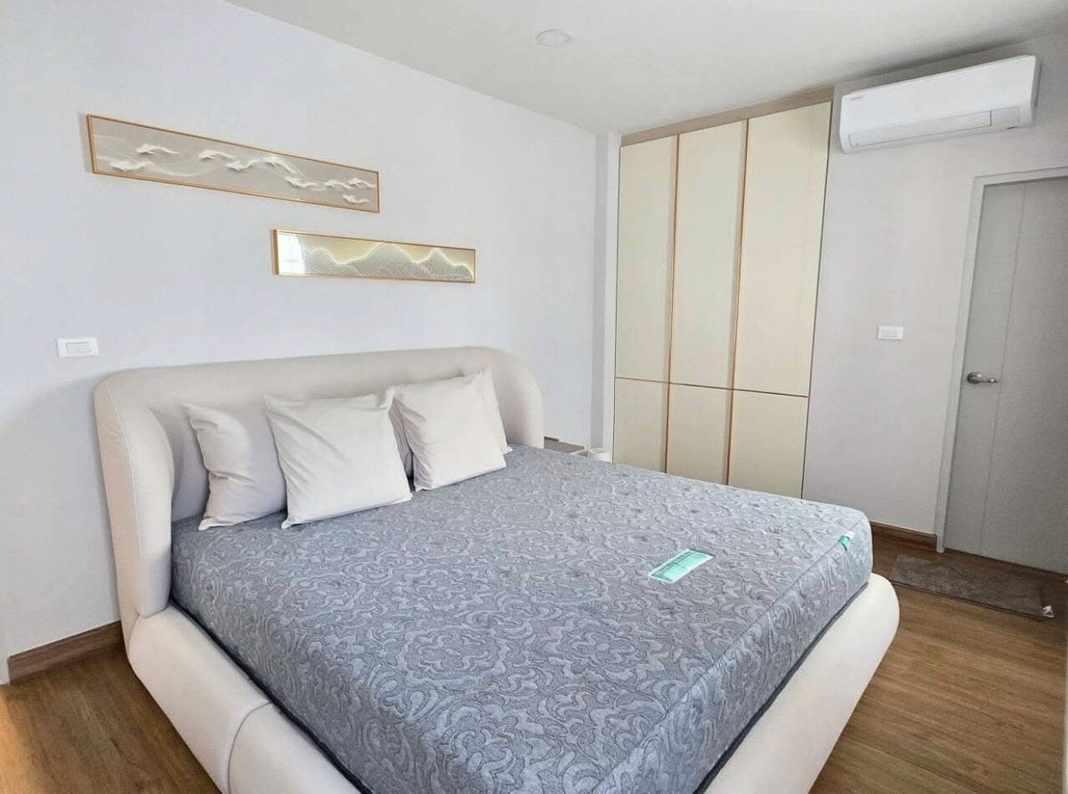 HouseBangna, Bearing, Lasalle : ✨[For Rent& Sale] Single house, corner plot, Centro Bangna 2, good location near Mega Bangna. Ready to move in immediately! 🏡