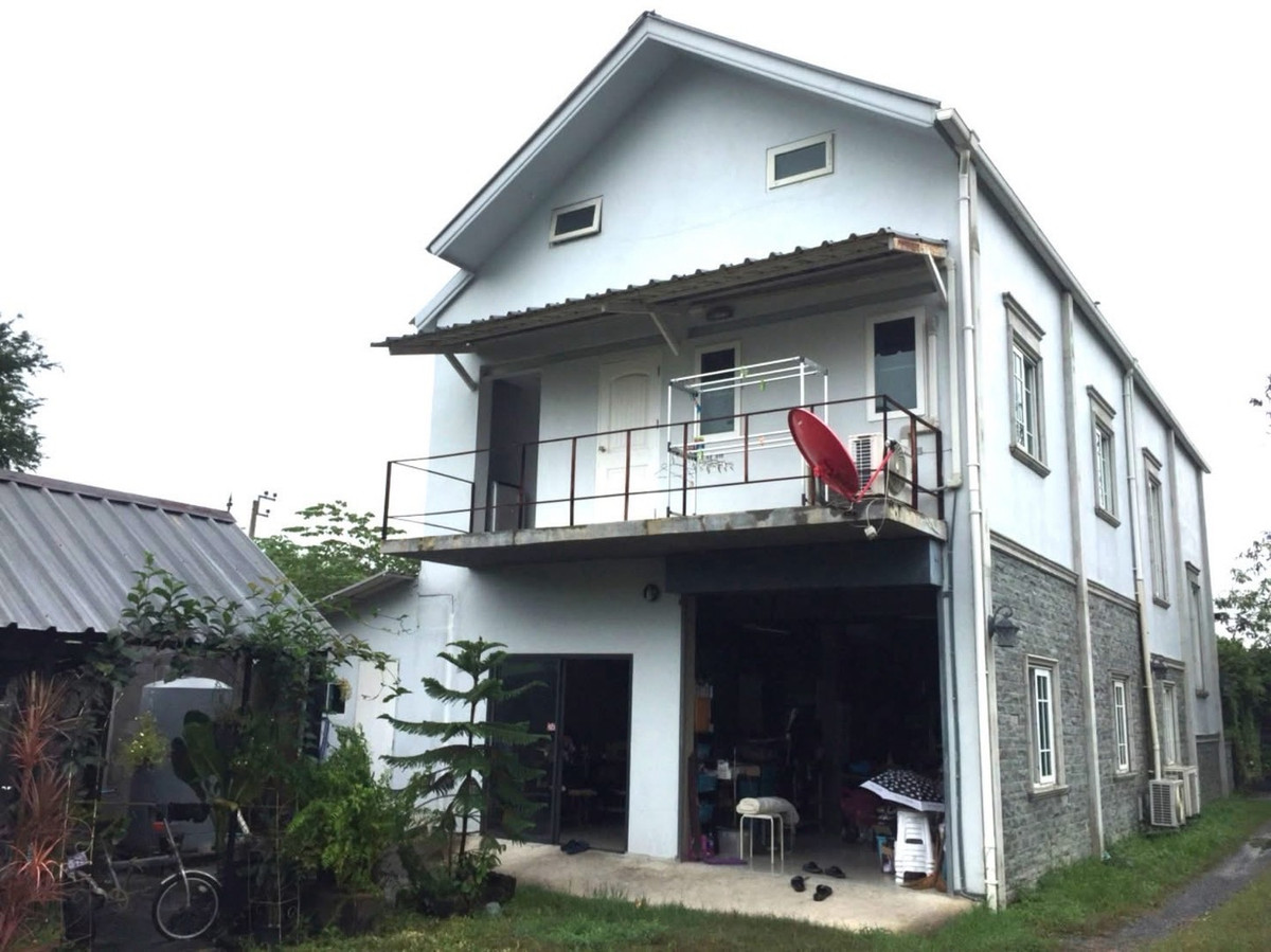 For SaleHouseChaengwatana, Muangthong : Large Freehold House on Expansive Land in Pak Kret Suitable for Living and Business Use