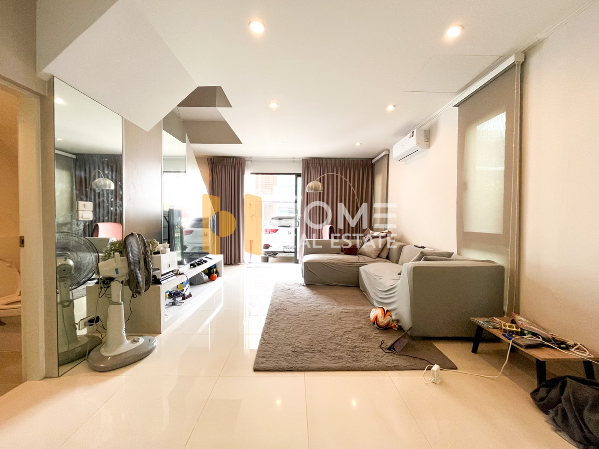 For SaleTownhomeBangna, Bearing, Lasalle : Supalai Urbana Bangna - Wongwaen / 3 Bedrooms (For Sale), Supalai Urbana Bangna - Wongwaen / 3 Bedrooms (FOR SALE) POON096