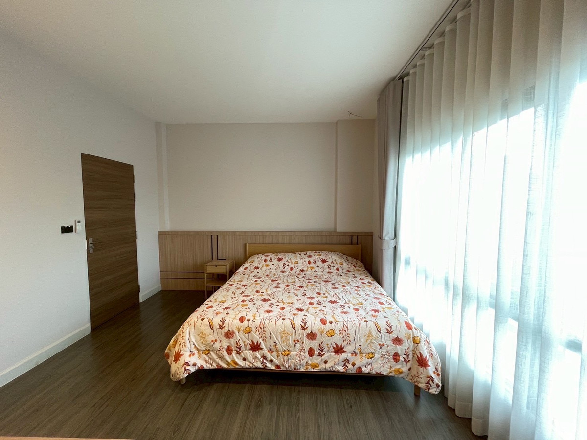 HouseRama5, Ratchapruek, Bangkruai : ✨🏡[For sale & rent] Large detached house, corner plot. Beautifully decorated in modern style. Convenient entry to the city, land area 100 sq m.