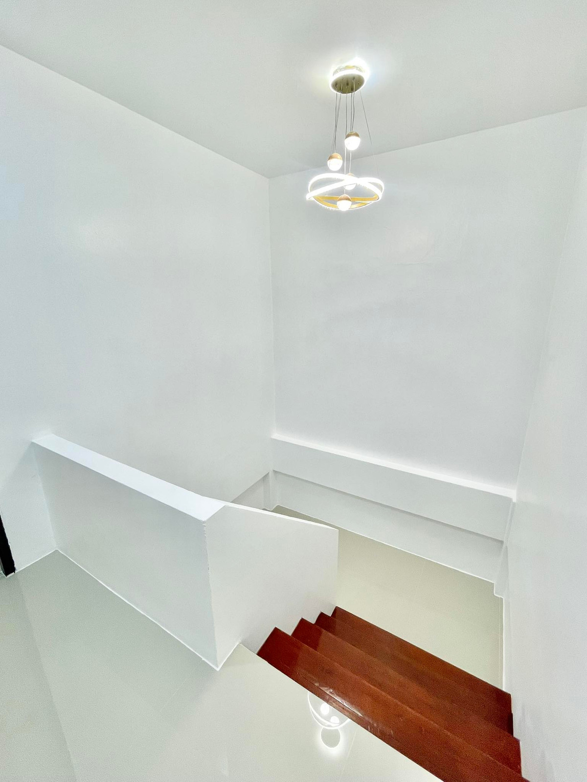 For SaleTownhomePattaya, Bangsaen, Chonburi : Country Club / 3 Bedrooms (For Sale), Country Club / 3 Bedrooms (FOR SALE) BEWN052