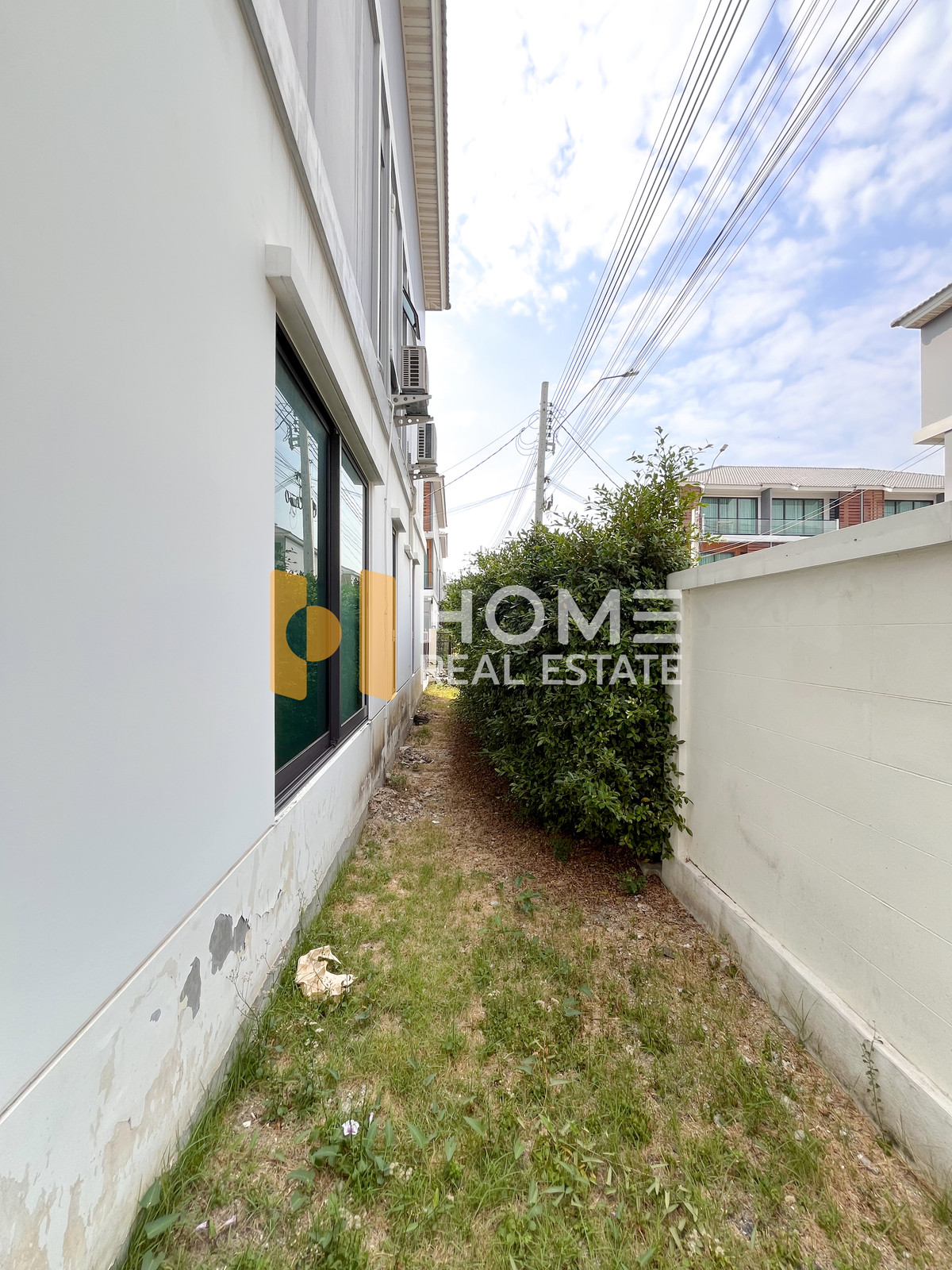 For SaleTownhomeBangna, Bearing, Lasalle : Supalai Urbana Bangna - Wongwaen / 3 Bedrooms (For Sale), Supalai Urbana Bangna - Wongwaen / 3 Bedrooms (FOR SALE) POON096