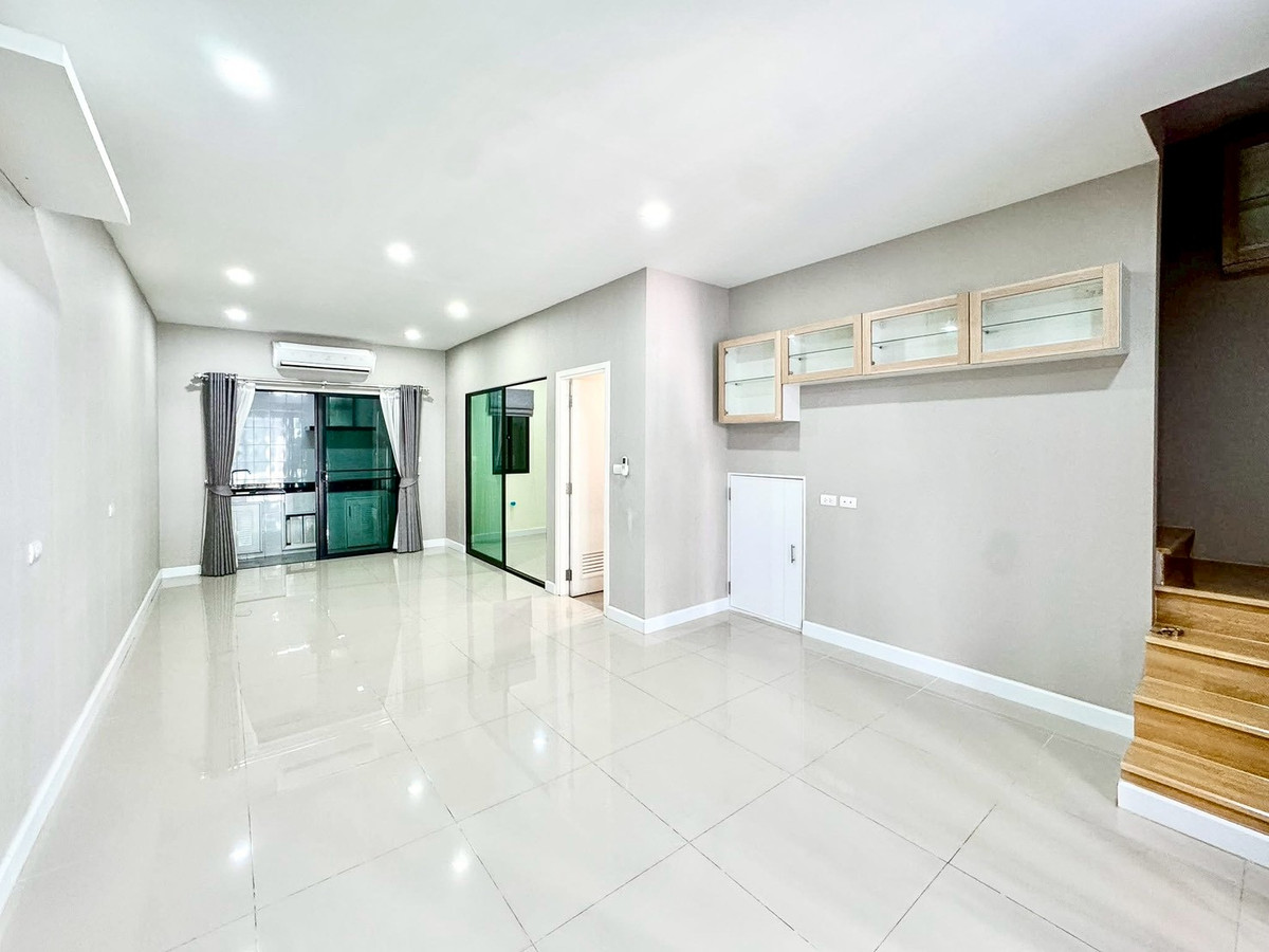 For SaleTownhomeNawamin, Ramindra : 3-story townhome for sale, PATIO Watcharapol - Ramindra, Modern Iconic Style, area 19.3 square meters, 4 bedrooms, Watcharapol Road, Tha Raeng Subdistrict, Bang Khen District, Bangkok