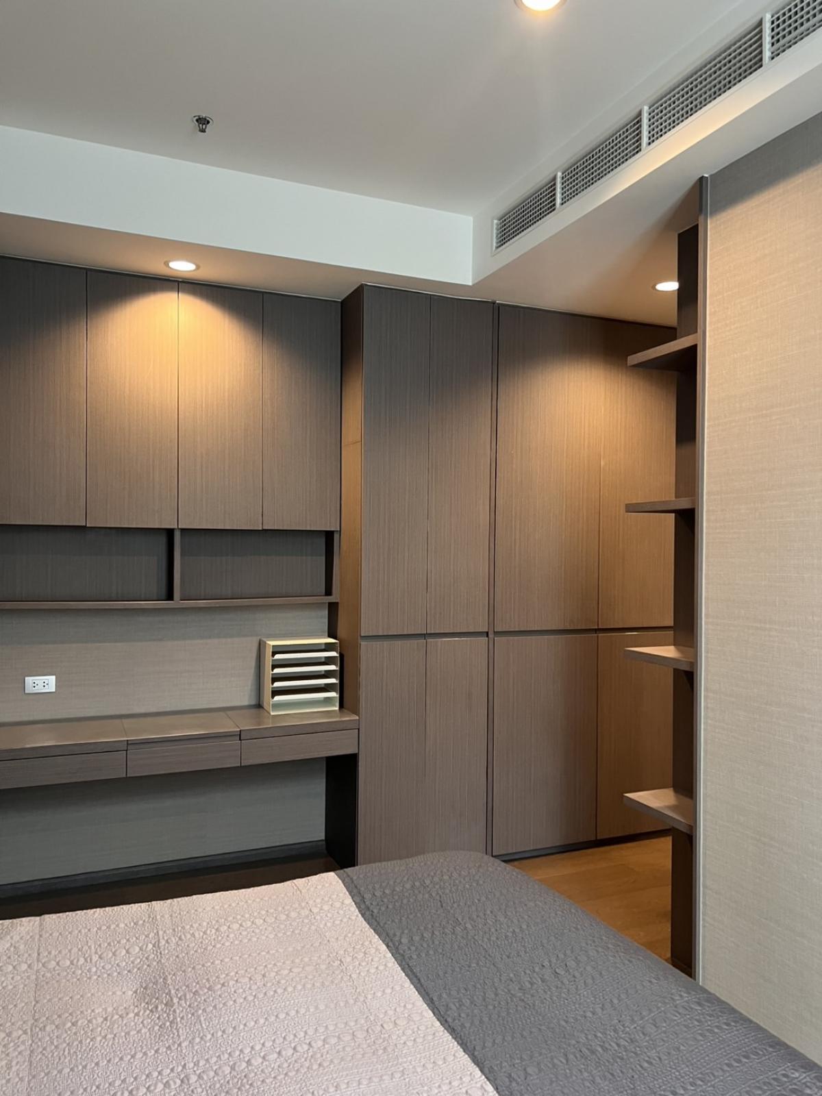 For SaleCondoSathorn, Narathiwat : The Diplomat Sathorn 1 Bed Luxury CondoClose to BTS Surasak, meeting the needs of city life!