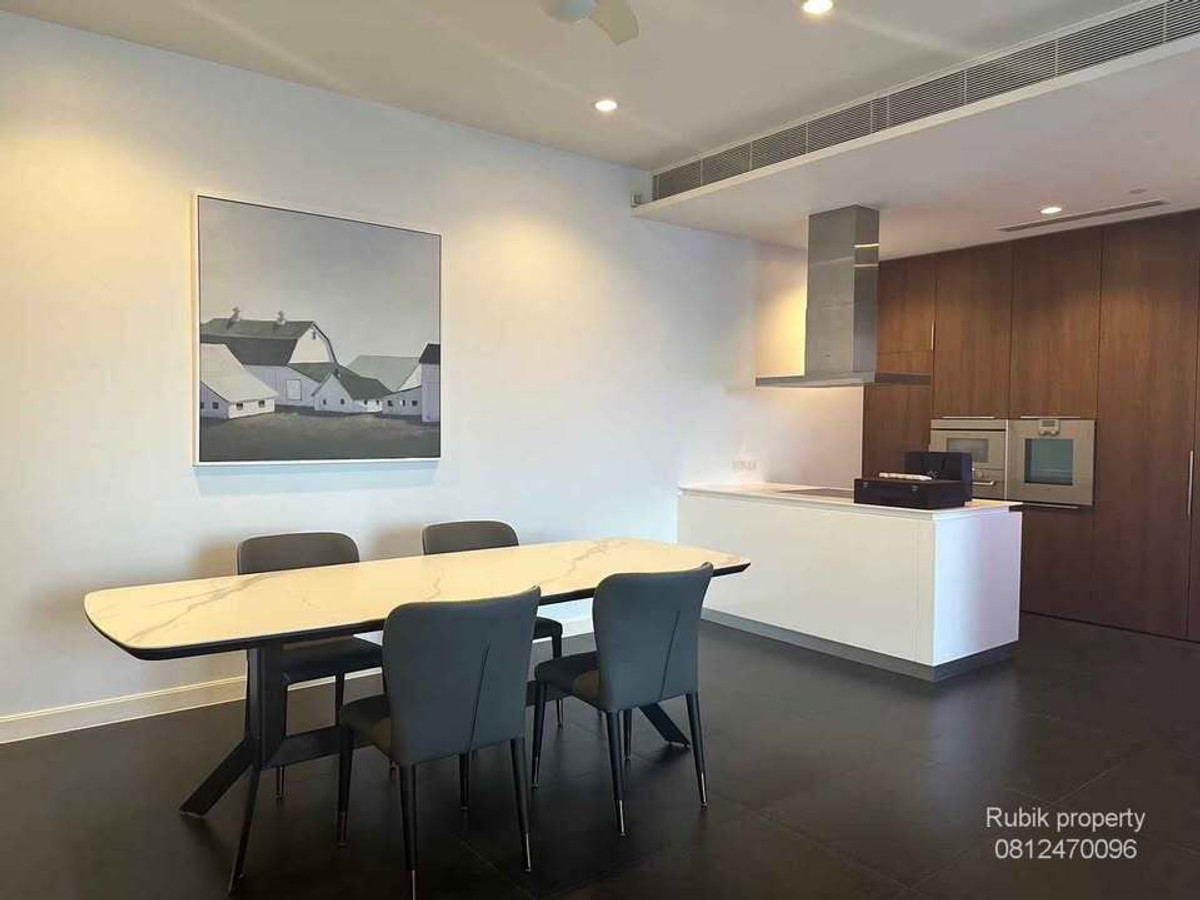 For RentCondoWitthayu, Chidlom, Langsuan, Ploenchit : 🔥 HOT DEAL in the heart of Ratchadamri | 185 Rajadamri | 3 Bed, large room 156 sq m, reduced to 140K RB1612 🏙 Big room, hard to find in the heart of the CBD