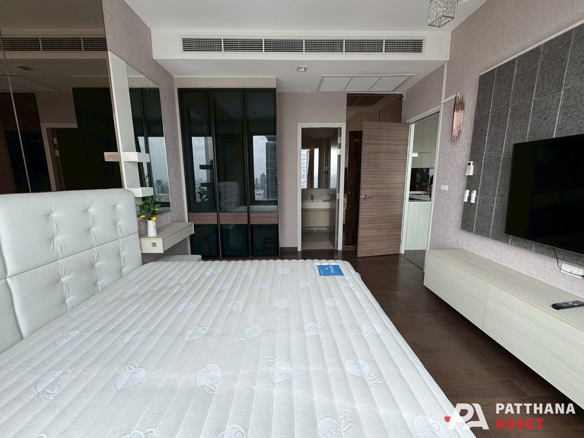 For RentCondoRama9, Petchburi, RCA : Q Asoke – 2 bedrooms for rent, beautiful room, good condition, like new.