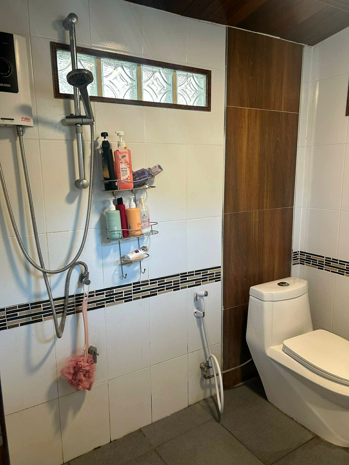 ขายบ้านสุพรรณบุรี : ขายบ้านเดี่ยวชั้นเดียว หมู่บ้านทวีสิน ใกล้สวนน้ำ